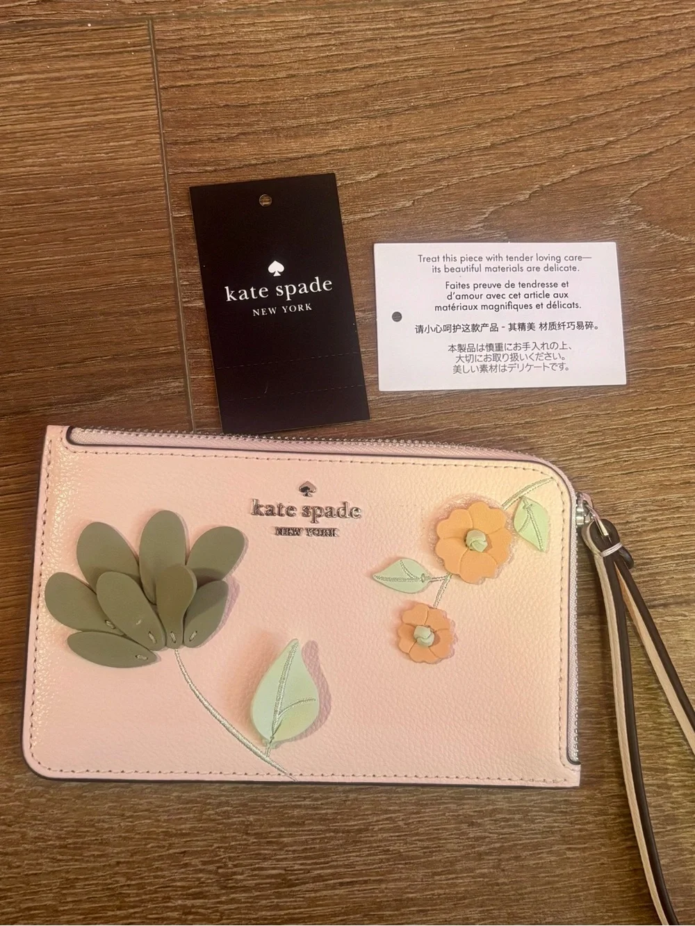 Kate Spade Lucy peach card holder wristlet NWT MSRP: $159!